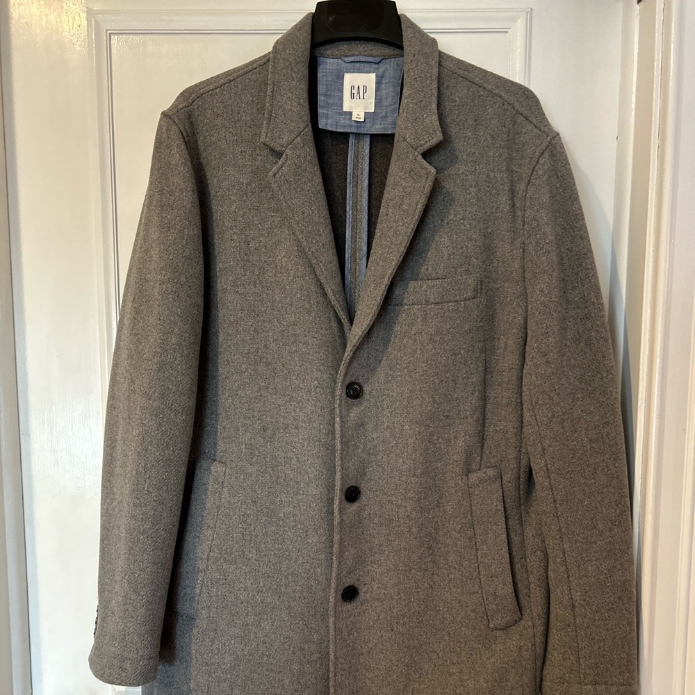 XL Gap Mens dress coat. Excellent condition.